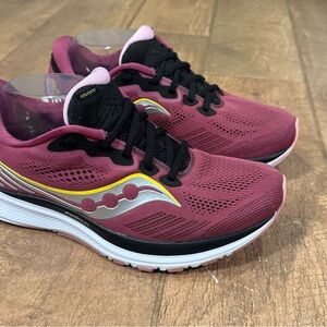 Saucony Ride 14 Quartz/Vizigold Running Training Shoes Womens Size 9.5 B